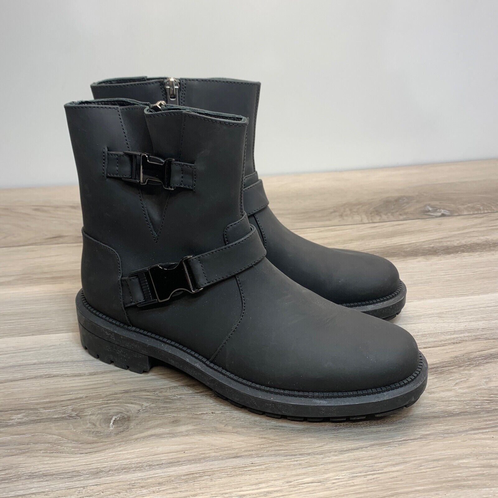 Aquatalia Lillie Waterproof Matte Combat Leather Bootie Size 6.5 In Black
